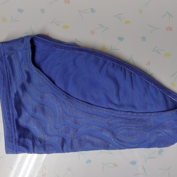 3 piece Swim Suit - Picture 6 of 8